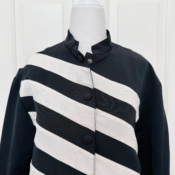 AUTHENTIC CHRISTIAN DIOR BLACK AND WHITE STRIPED EVENING JACKET MADE IN ITALY - Picture 2 of 7